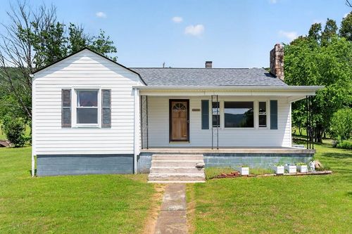 10653 E Blue Grass Trl, Bland, VA, 24315-4941 | Card Image