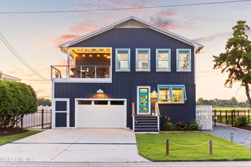 15 Coral Dr, Wrightsville Beach, NC, 28480-2731 | Card Image