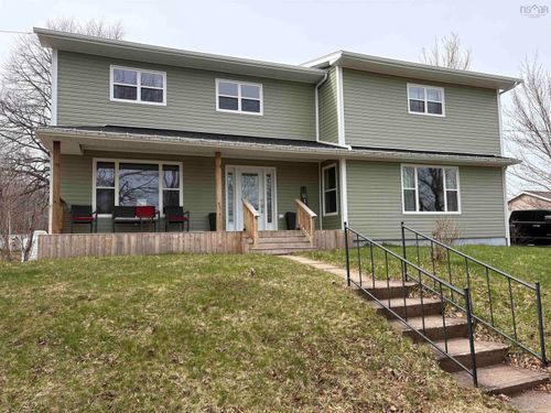 1568 N Main St, Westville, NS, B0K2A0 | Card Image