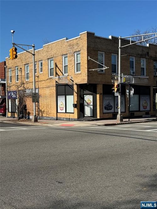 52 W Main Street, Bogota, NJ, 07603 | Card Image