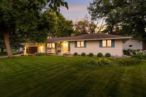 1470 Glacier Ln Ne, Fridley, MN, 55421-1352 | Card Image