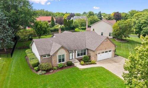 644 Country Club Dr, Itasca, IL, 60143-1681 | Card Image