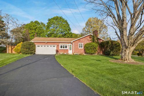 2 Finch Ct, Norwalk, CT, 06854-3204 | Card Image