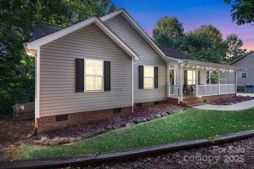 914 Ragin Ln, Rock Hill, SC, 29732-2049 | Card Image