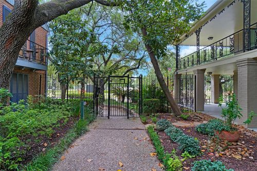 apt-324-11550 Chimney Rock Rd, Houston, TX, 77035-2933 | Card Image