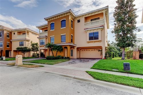 1531 Ember Ln, Tarpon Springs, FL, 34689-2005 | Card Image