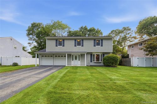 276 Mount Pleasant Rd, Smithtown, NY, 11788-2743 | Card Image