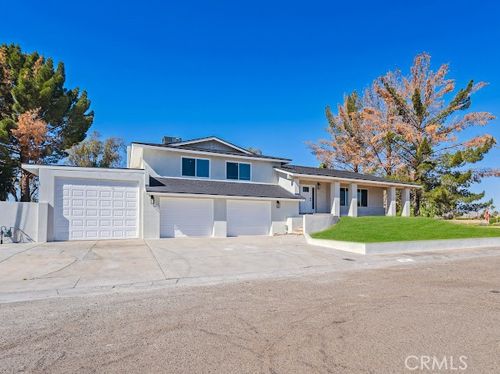 637 Lagoon St, Needles, CA, 92363-3712 | Card Image