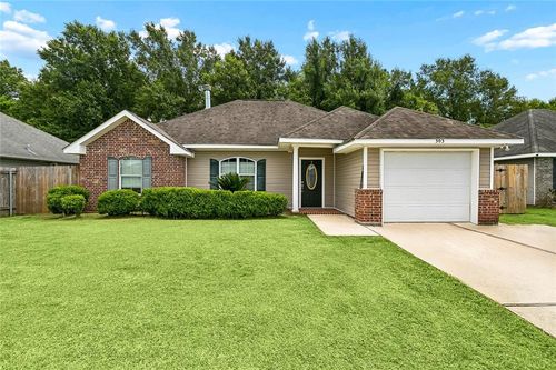 303 Allie Ln, Luling, LA, 70070-4590 | Card Image