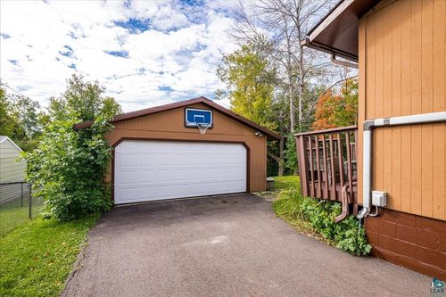 5428 Oakley St, Duluth, MN, 55803 | Card Image