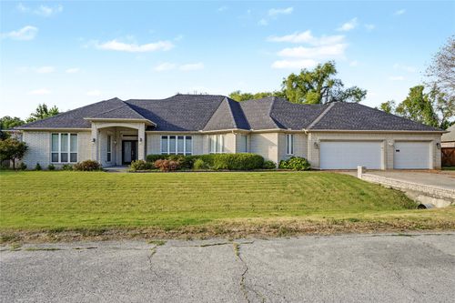 732 W 99th St S, Jenks, OK, 74037-3437 | Card Image