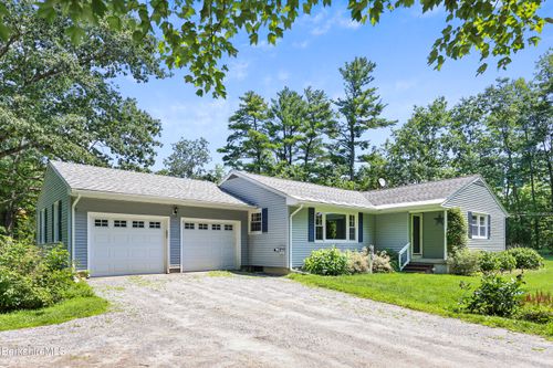 135 Church Ln, Richmond, MA, 01254 | Card Image