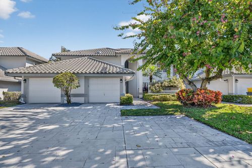 3-11683 Briarwood Cir, Boynton Beach, FL, 33437-1946 | Card Image