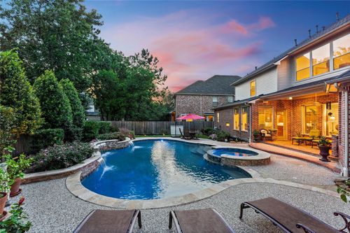 7 N Bantam Woods Cir, The Woodlands, TX, 77382-2684 | Card Image
