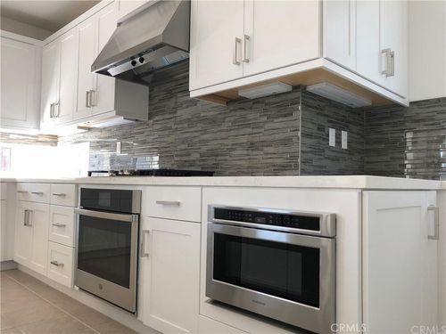 311 Lodestar, Tustin, CA, 92780 | Card Image