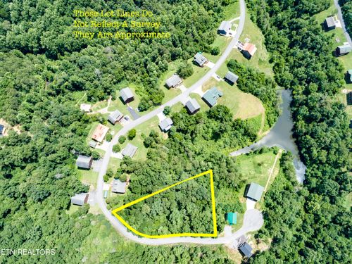 55 Oak Lake Dr, Sevierville, TN, 37876-3407 | Card Image