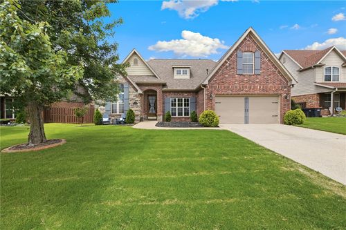 476 Gascony Ave, Springdale, AR, 72764-7573 | Card Image