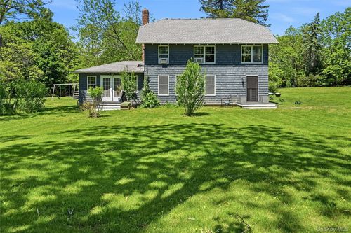295 Jackson St, New Suffolk, NY, 11956 | Card Image