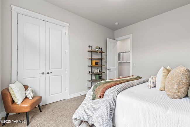 Guest Bedroom 2 | Image 27