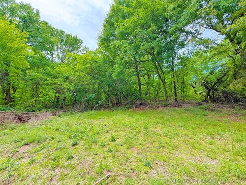 39 Holiday Hills Rd, Eufaula, OK, 74432-5331 | Card Image