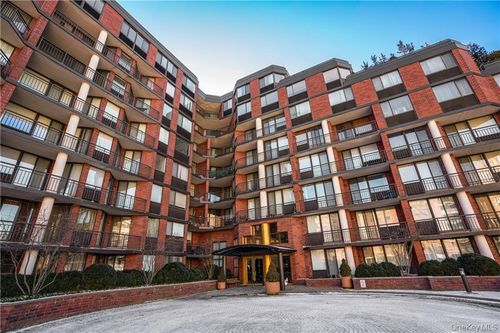 apt-2f-50 E Hartsdale Ave, Hartsdale, NY, 10530-2727 | Card Image
