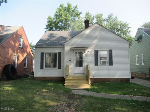 13818 Belleshire Ave, Cleveland, OH, 44135-2141 | Card Image
