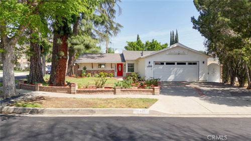 11426 Collett Ave, Granada Hills, CA, 91344-3814 | Card Image