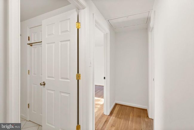 2280 Cocquina Dr, House other with 5 bedrooms, 2 bathrooms and null parking in RESTON VA | Image 28