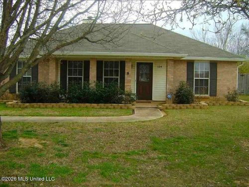 124 W Bradford Place, Richland, MS, 39218 | Card Image