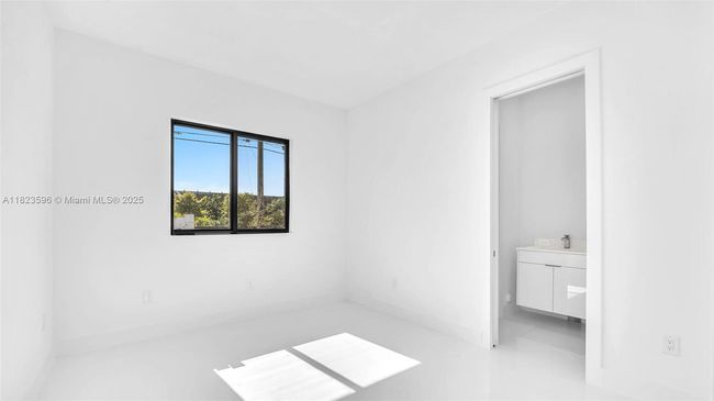 15455 Sw 232 Nd St, House other with 5 bedrooms, 4 bathrooms and null parking in Miami FL | Image 34
