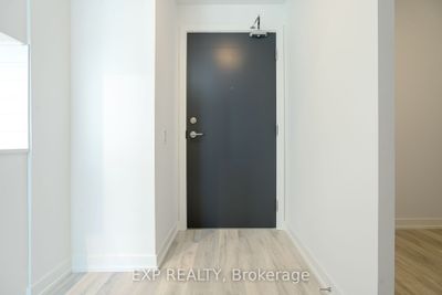 1906 - 8 Olympic Garden Dr, Condo with 2 bedrooms, 2 bathrooms and 1 parking in Toronto ON | Image 2