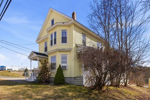 1 Morrison Ave, Tilton, NH, 03276-5106 | Card Image