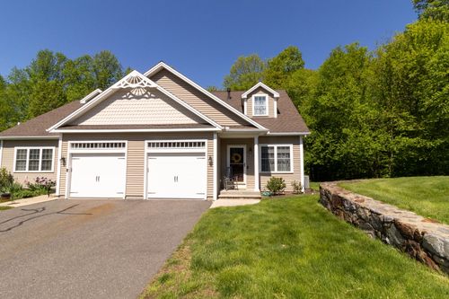 unit-52-5 Boulderbrook Ct, Prospect, CT, 06712-1074 | Card Image