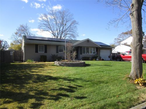 2914 Connecticut Ave, Medford, NY, 11763-1974 | Card Image