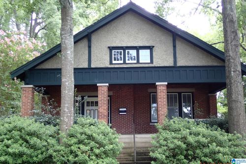 101 E 1st St, Sylacauga, AL, 35150-2543 | Card Image