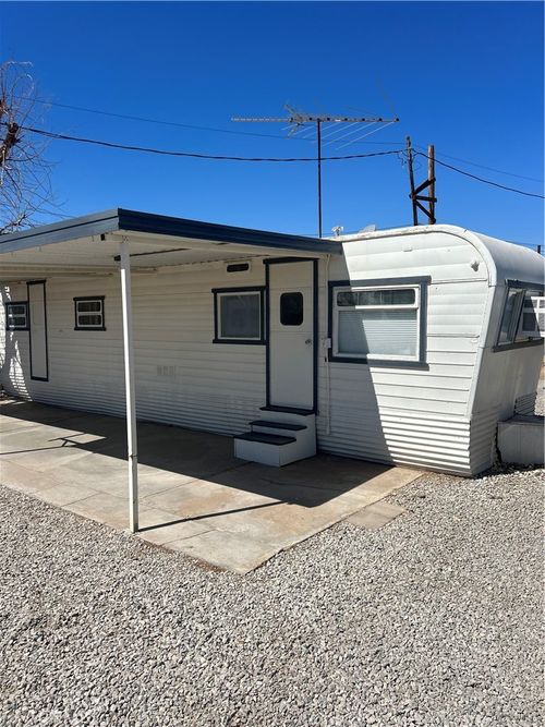 spc-15-6951 6th Ave, Blythe, CA, 92225-9330 | Card Image