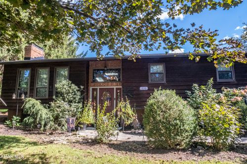 230 Fay St, Hollidaysburg, PA, 16648-9638 | Card Image