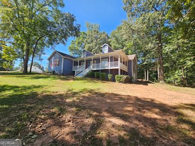 215 Moseley Crossing Drive, House other with 4 bedrooms, 3 bathrooms and null parking in Stockbridge GA | Image 2