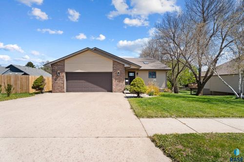 1204 N Clark Ave Avenue, Dell Rapids, SD, 57022 | Card Image