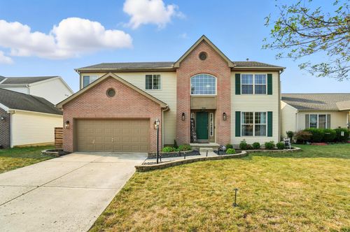 7268 Clancy Way, Westerville, OH, 43082-9497 | Card Image
