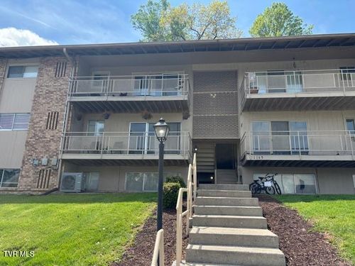 apt-104-1145 Carriage Circle, Bristol, VA, 24201 | Card Image
