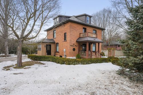 60 Trafalgar Rd, Hillsburgh, ON, N0B1Z0 | Card Image