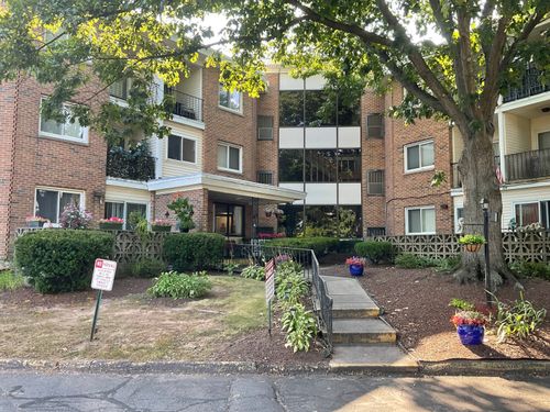 j3-124 Biruta St, New Britain, CT, 06053-2872 | Card Image