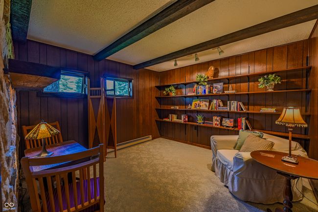 Library/Den Downstairs | Image 19