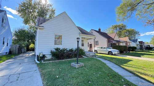 20244 Mccormick St, Detroit, MI, 48224-1172 | Card Image