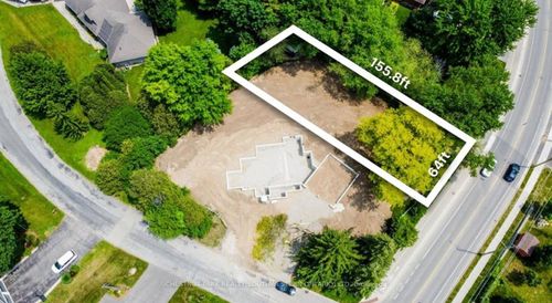 416 Woolwich St, Waterloo, ON, N2K2L3 | Card Image