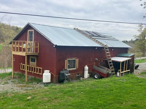 305 Richard Rd, Franklin, VT, 05457-4454 | Card Image