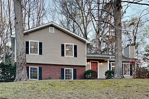 2210 Grayfield Dr, Grayson, GA, 30017-1390 | Card Image