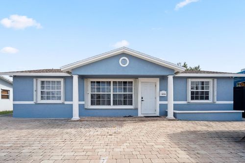 5772 N Haverhill Rd, West Palm Beach, FL, 33407-1759 | Card Image