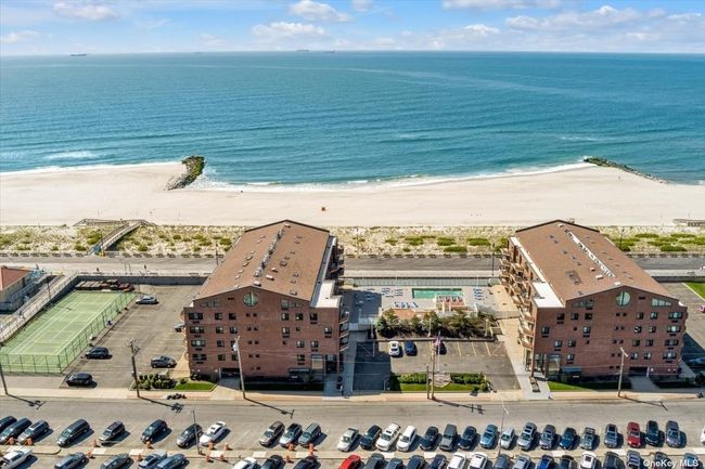 PH-5-S - 750 W Broadway, Condo with 3 bedrooms, 3 bathrooms and 2 parking in Long Beach NY | Image 36